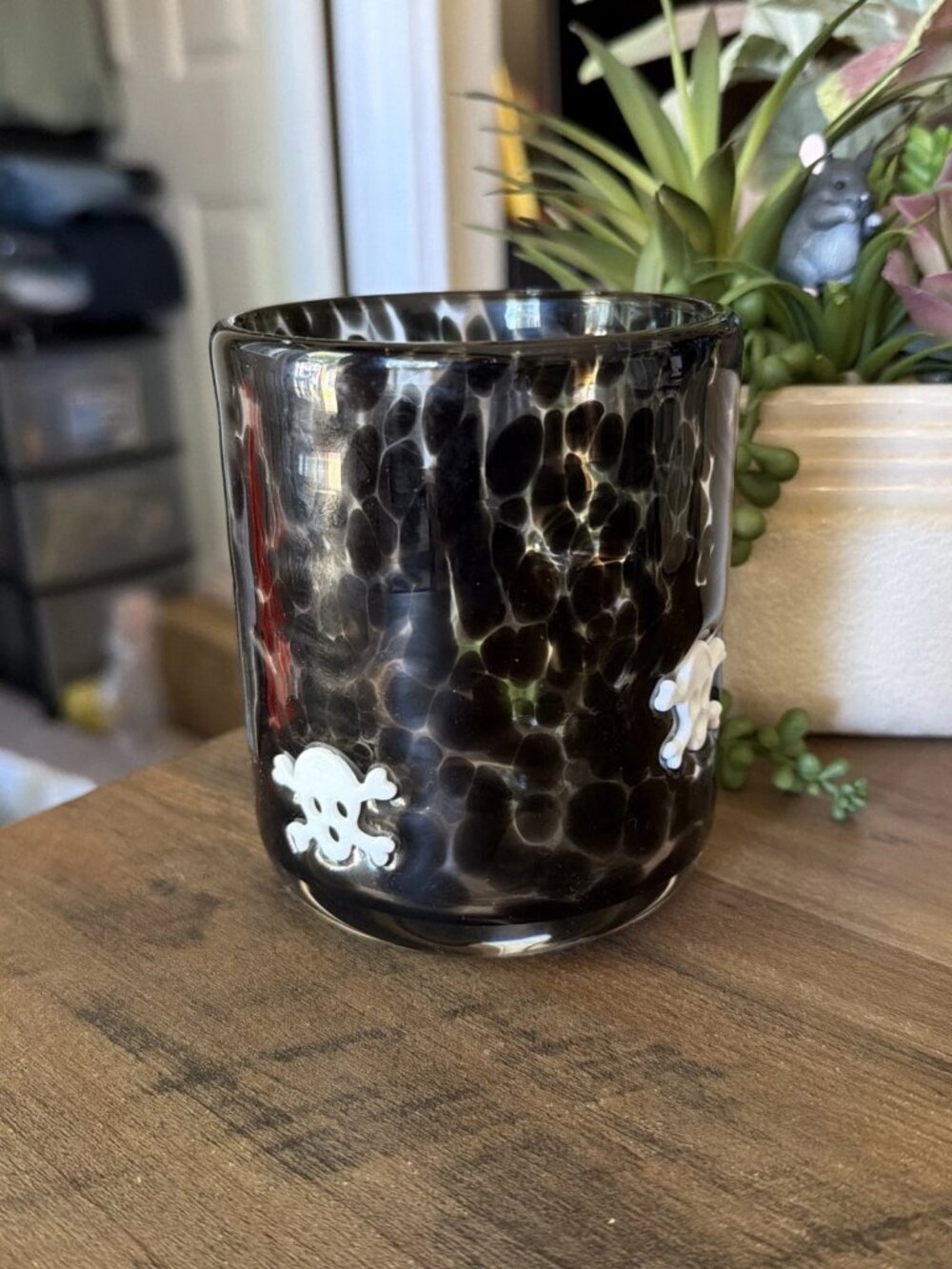 Dark Mottled Skull & Cross Bone Icon Double Old Fashioned Glass - NWOT